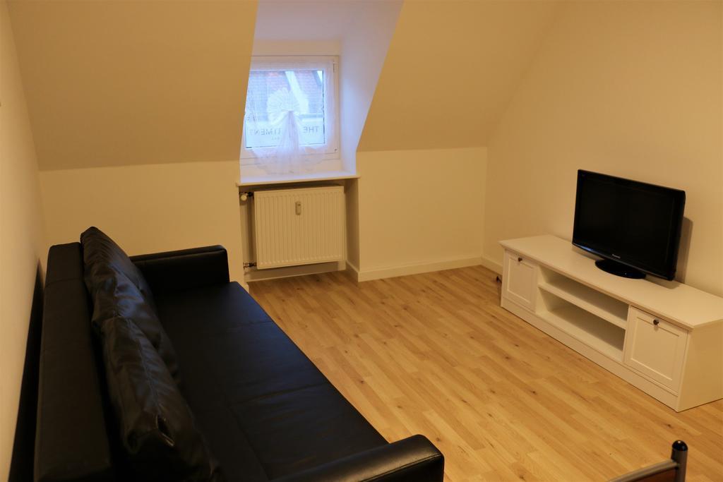 Apartment Center *